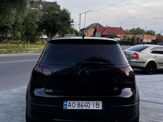 Volkswagen Golf
                            2007г. в рассрочку