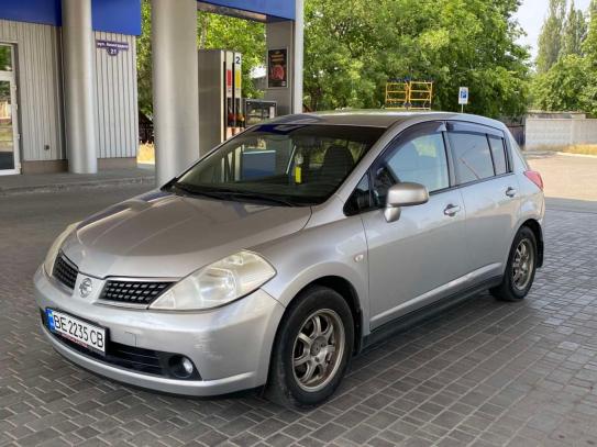 Nissan Tiida                           2008г. в рассрочку
