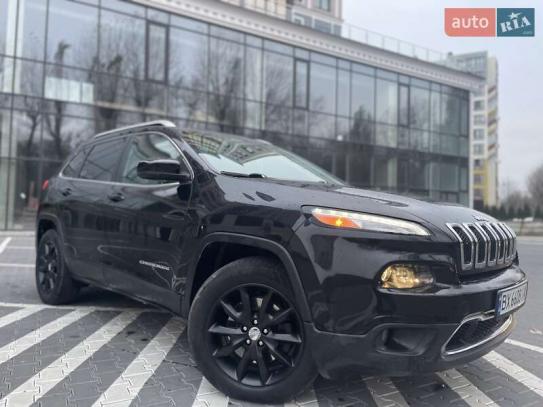 Jeep Cherokee
                        2015г. в рассрочку