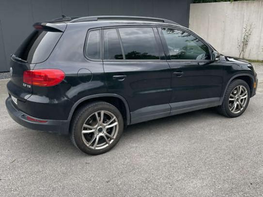 Volkswagen Tiguan 2015р. у розстрочку
