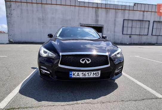 Infiniti Q50                             2016г. в рассрочку