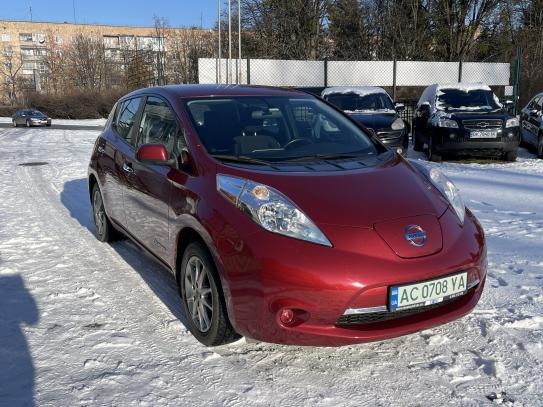 Nissan Leaf                            2015г. в рассрочку