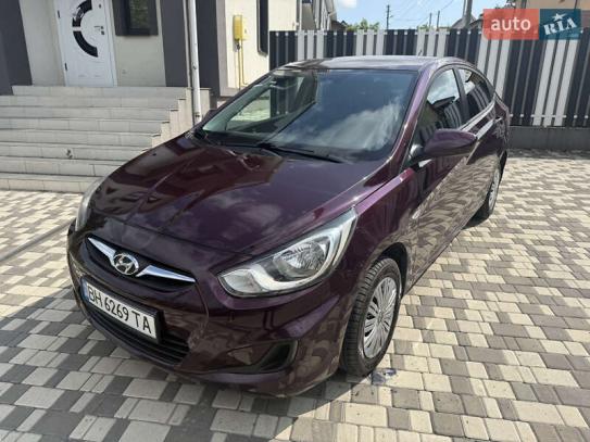 Hyundai Accent
                          2011г. в рассрочку