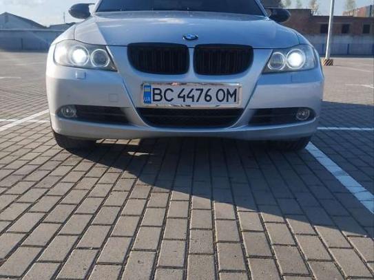 Bmw 3 series                        2005г. в рассрочку