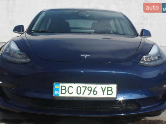 Tesla Model 3
                         2020г. в рассрочку