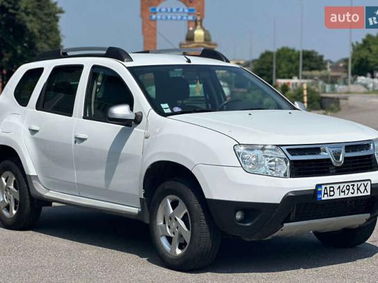 Dacia Duster
                          2012г. в рассрочку