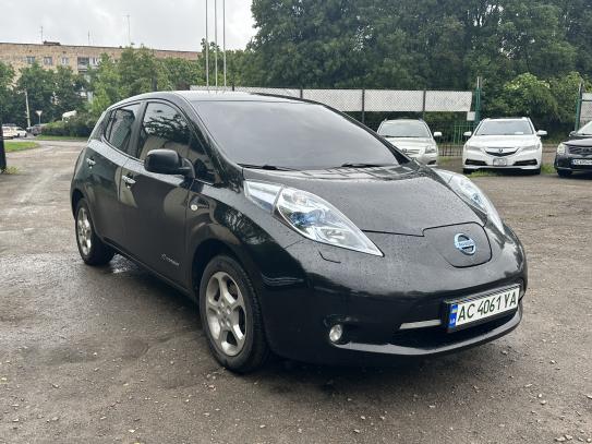 Nissan Leaf
                            2012г. в рассрочку