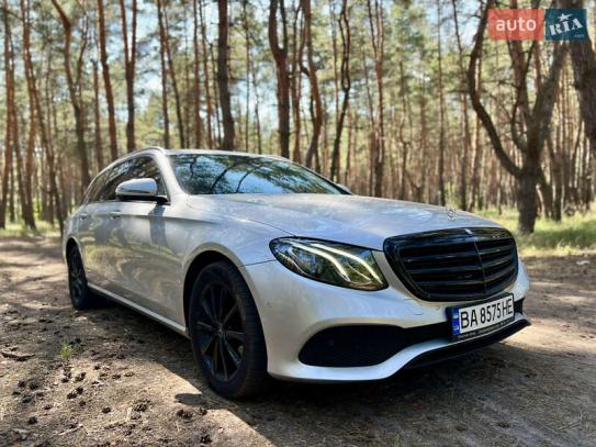 Mercedes-benz E-class                         2016г. в рассрочку