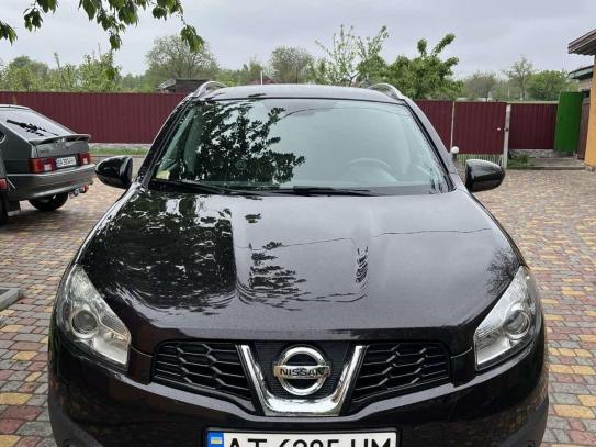 Nissan Qashqai                         2010г. в рассрочку