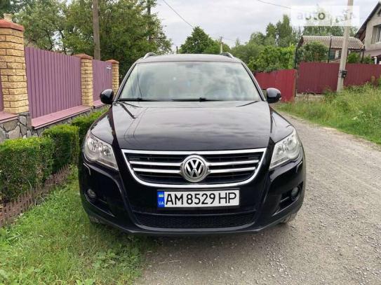 Volkswagen Tiguan
                          2010г. в рассрочку