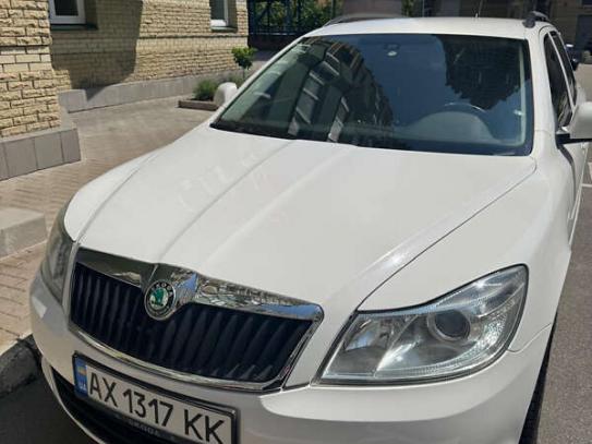 Skoda Octavia 2013г. в рассрочку