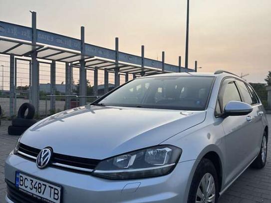 Volkswagen Golf
                            2019г. в рассрочку