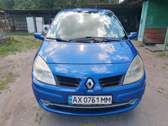 Renault Scenic ii
                       2007г. в рассрочку