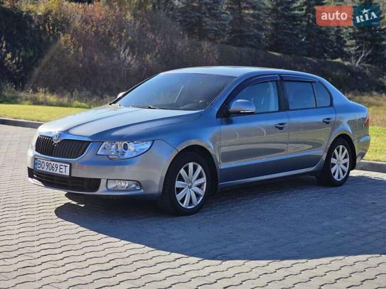 Skoda Superb 2012г. в рассрочку