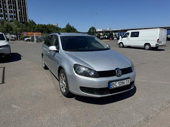Volkswagen Golf                            2011г. в рассрочку