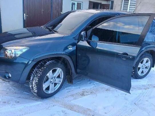 Toyota Rav4 2006г. в рассрочку