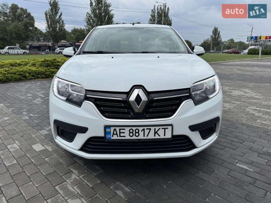 Renault Logan                           2019г. в рассрочку