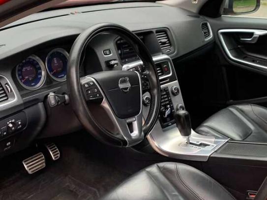 Volvo S60                             2012г. в рассрочку