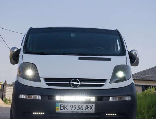 Opel Vivaro                          2005г. в рассрочку
