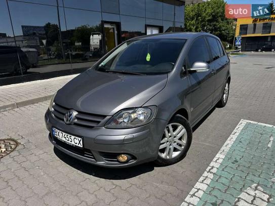 Volkswagen Golf plus 2007р. у розстрочку