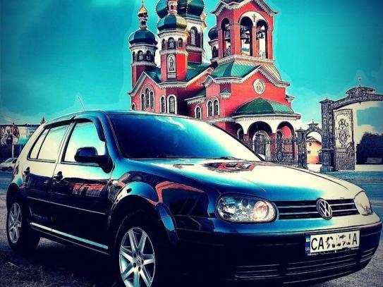 Volkswagen Golf                            2002г. в рассрочку