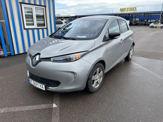 Renault Zoe                             2015г. в рассрочку