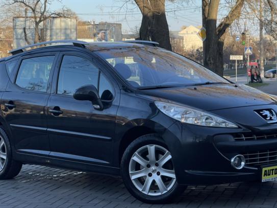 Peugeot 207                             2008г. в рассрочку