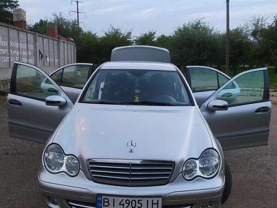 Mercedes-benz C-class                         2005г. в рассрочку