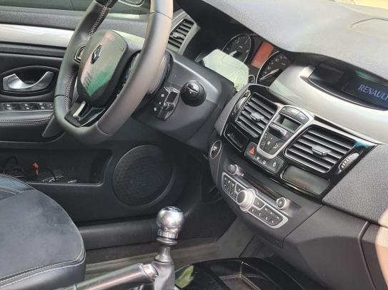 Renault Laguna
                          2012г. в рассрочку