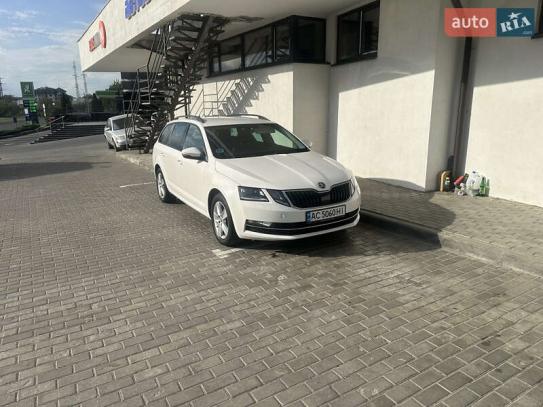 Skoda Octavia                         2018г. в рассрочку