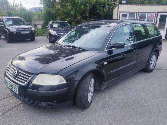 Volkswagen Passat 2001р. у розстрочку