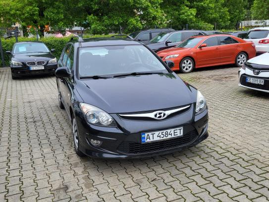 Hyundai I30                             2010г. в рассрочку