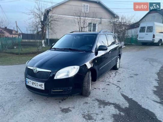 Skoda Fabia 2009р. у розстрочку