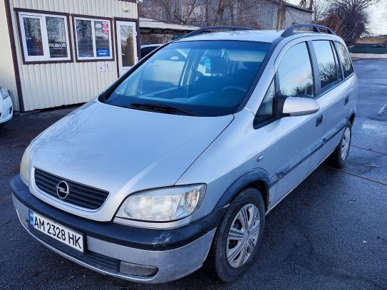 Opel Zafira                          2000г. в рассрочку