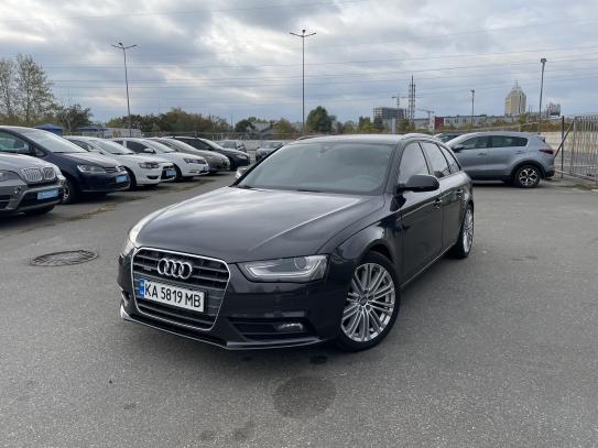 Audi A4 2013г. в рассрочку