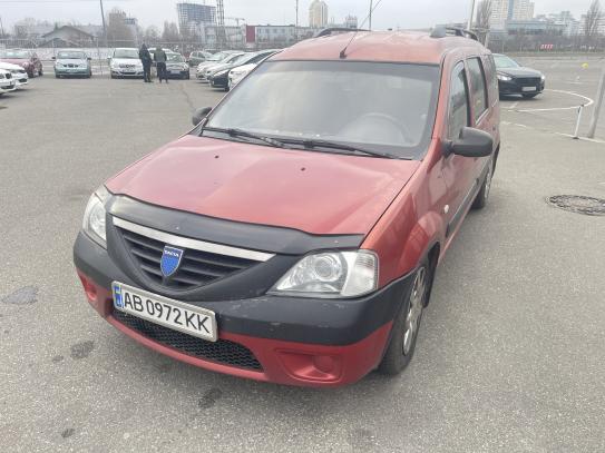 Dacia Logan                           2008г. в рассрочку