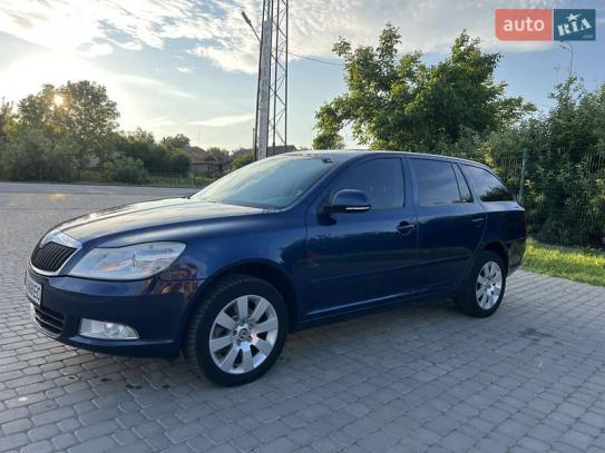 Skoda Octavia                         2011г. в рассрочку