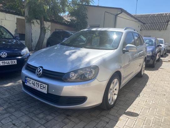 Volkswagen Golf 2010г. в рассрочку