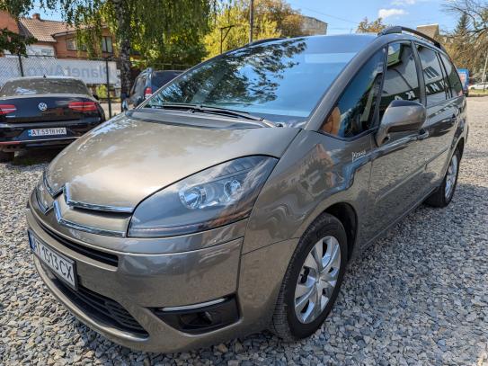 Citroen C4 picasso 2008г. в рассрочку