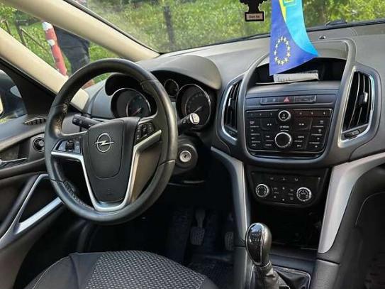 Opel Zafira
                          2014г. в рассрочку
