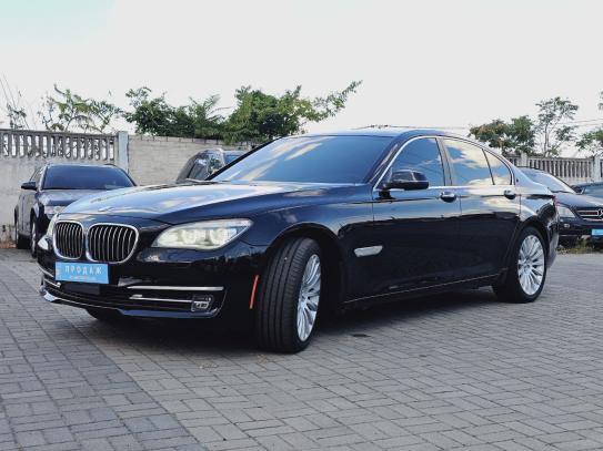 Bmw 740 2013р. у розстрочку