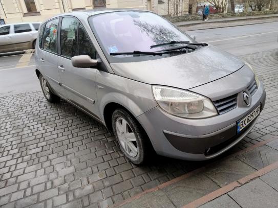 Renault Megane scenic 2005р. у розстрочку