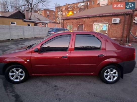 Dacia Logan 2006р. у розстрочку