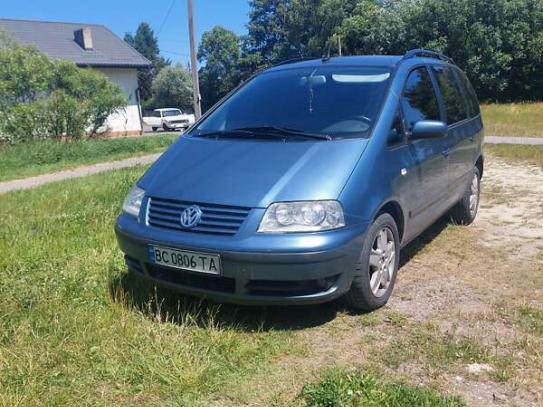 Volkswagen Sharan
                          2001г. в рассрочку
