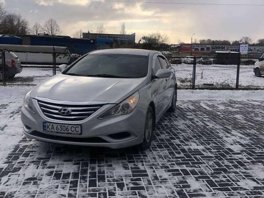 Hyundai Sonata 2013р. у розстрочку