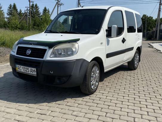Fiat Doblo                           2008г. в рассрочку