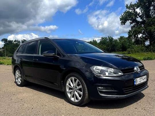 Volkswagen Golf                            2016г. в рассрочку