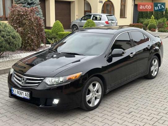 Honda Accord                          2008г. в рассрочку
