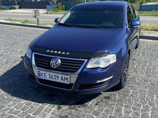 Volkswagen Passat sedan                    2005г. в рассрочку