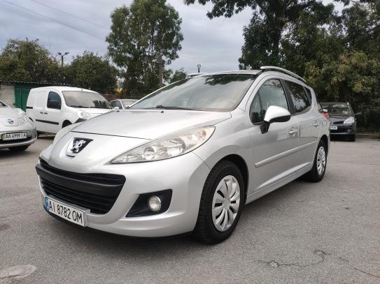 Peugeot 207 2010р. у розстрочку